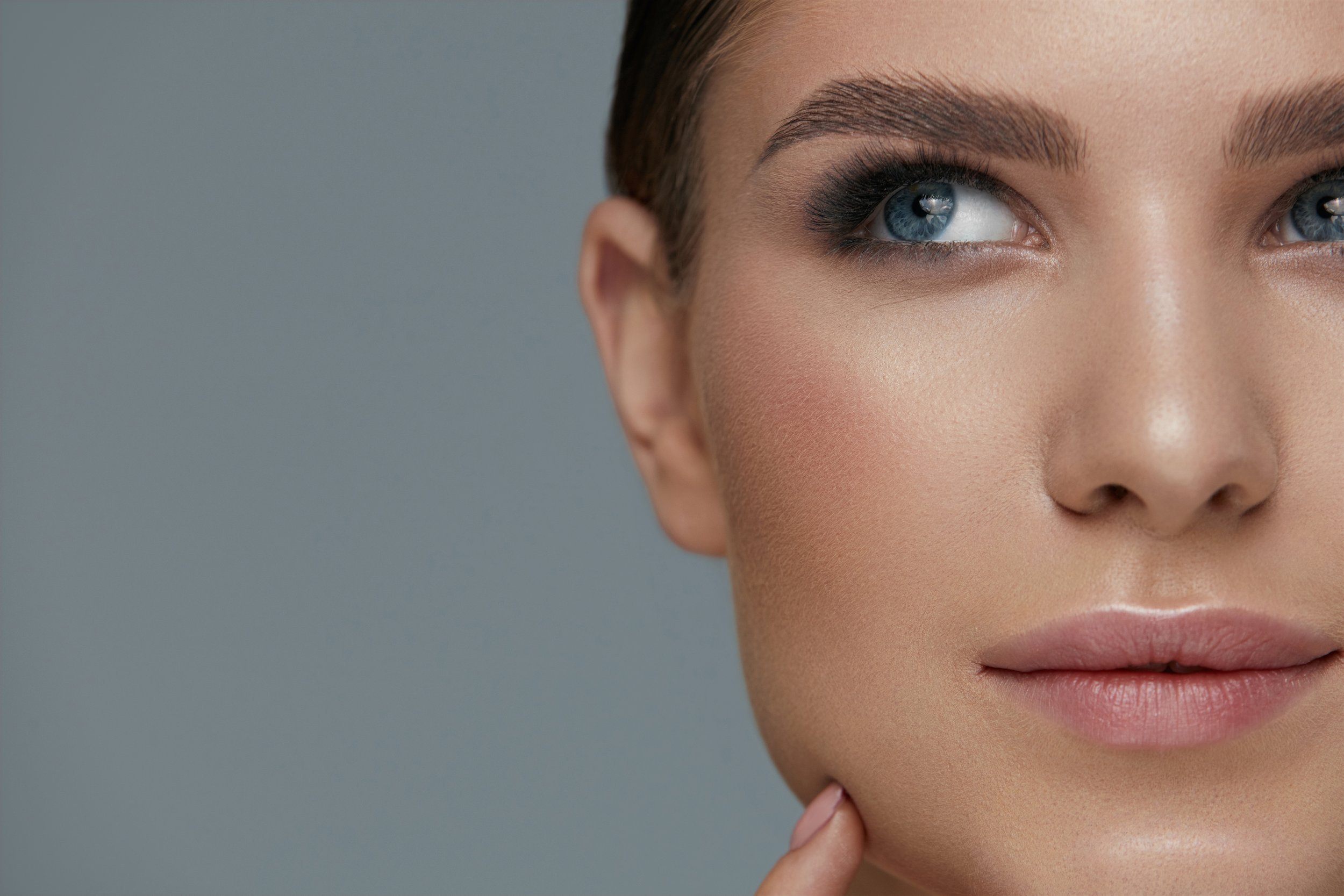 Book Lovers Need To Know About Microblading