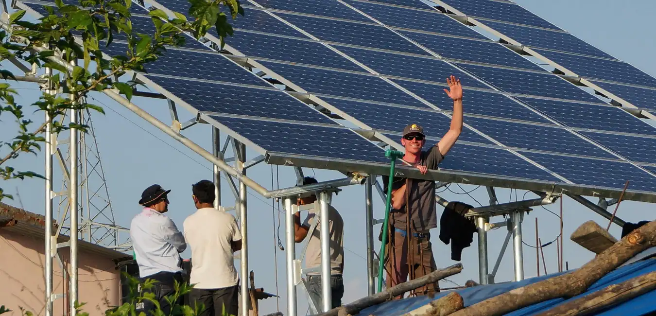 how solar referral programs work